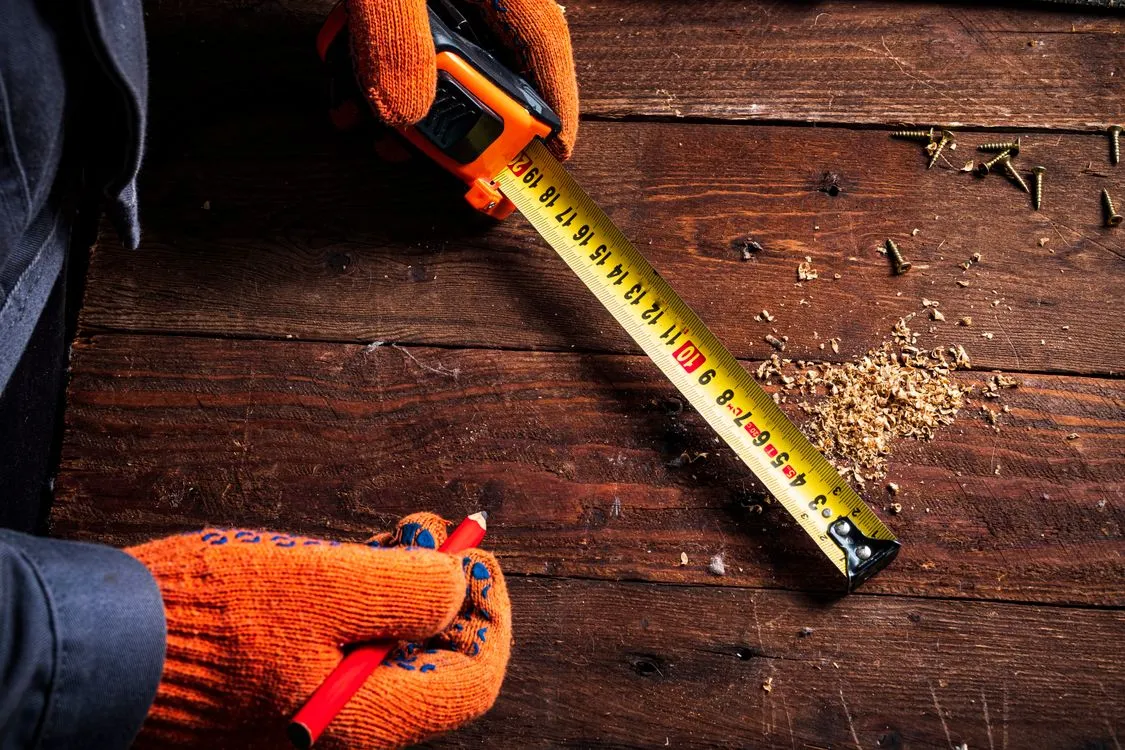 How to Reduce Pre-Sale Questions About Size: Label the Image